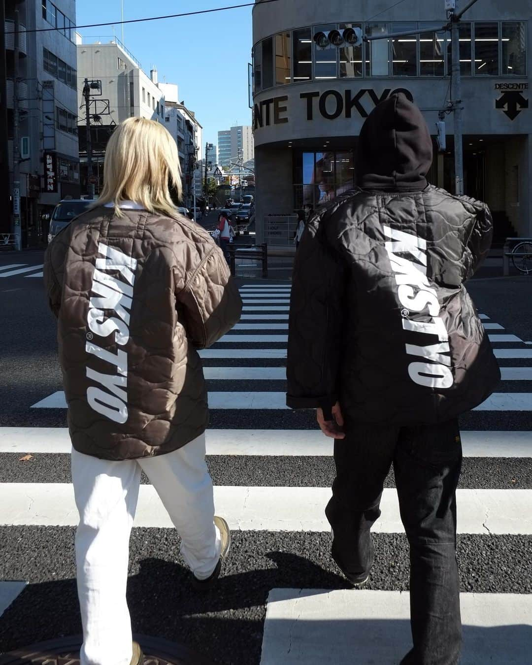 KIKSTYOさんのインスタグラム写真 - (KIKSTYOInstagram)「. STYLE SAMPLE '23 ITEM... ・REVERSIBLE NYLON JACKET ・EDO pt.3 HOODIE ・HEAVYWEIGHT LOGO CREWNECK MODEL... @kurumi_m__  @bboy_yhi  . #kikstyo #stylesample」11月10日 17時12分 - kikstyo