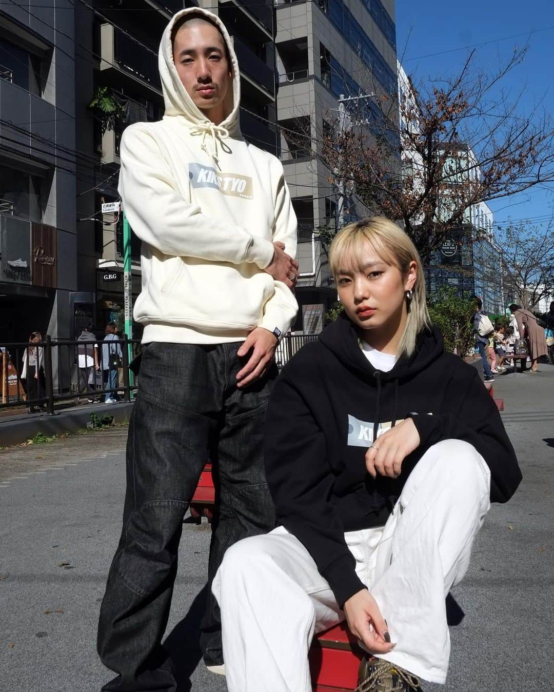 KIKSTYOさんのインスタグラム写真 - (KIKSTYOInstagram)「. STYLE SAMPLE '23 ITEM... ・KIKS&Co. HOODIE ・90s BOX LOGO HOODIE MODEL... @kurumi_m__  @bboy_yhi  . #kikstyo #stylesample」11月10日 17時17分 - kikstyo