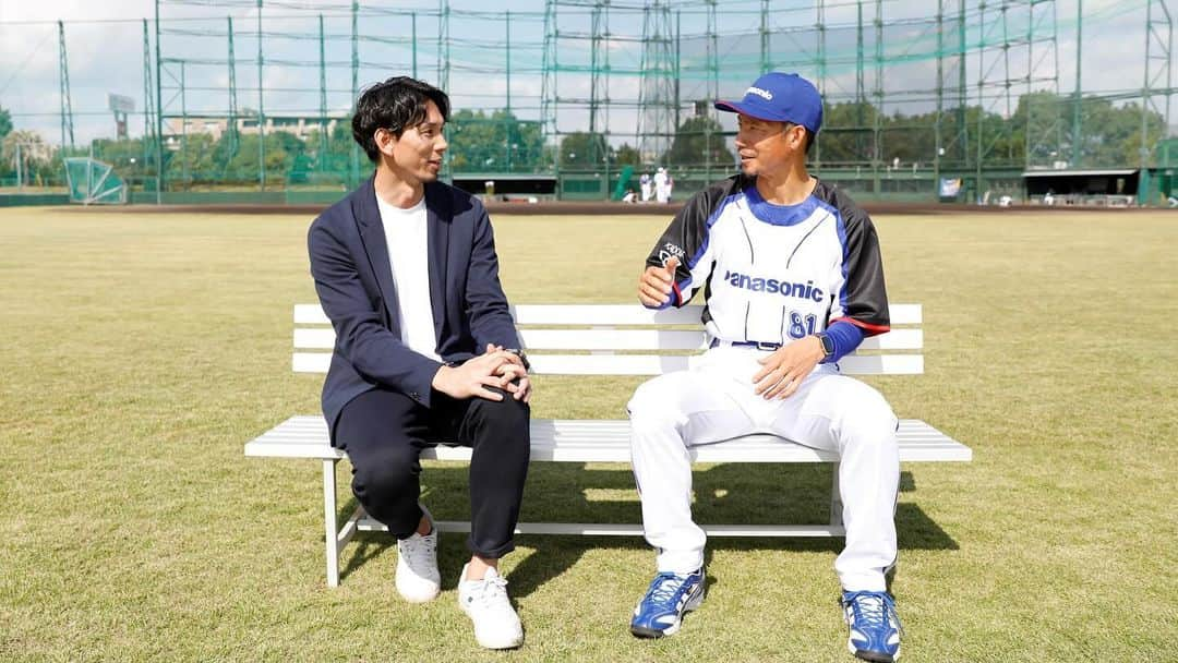 福澤達哉のインスタグラム：「*** My second career is an interviewer??!! I interviewed former professional baseball player I respect. It was an amazing time.  #私が挑戦する人にインタビューする企画 #AimHigher #PanasonicNewsroomJapan #鳥谷敬 さん #元プロ野球選手 #パナソニック野球部コーチ #ずっと尊敬するアスリート #阪神タイガース #2005年のアレ #その頃からのファン #仕事そっちのけで #色々聞いちゃいました #成長するために一番大切なのは… #頑張ることをやめること？！ #その真意を知りたい方は #ぜひ記事をご一読ください #チャオ  「Aim Higher 鳥谷敬さん」で検索🔍  もしくは… プロフィール下にあるストーリーズ「My work ✍️」に 記事リンク貼ってます👀  プロフィールはこちら→@1tatsu5」