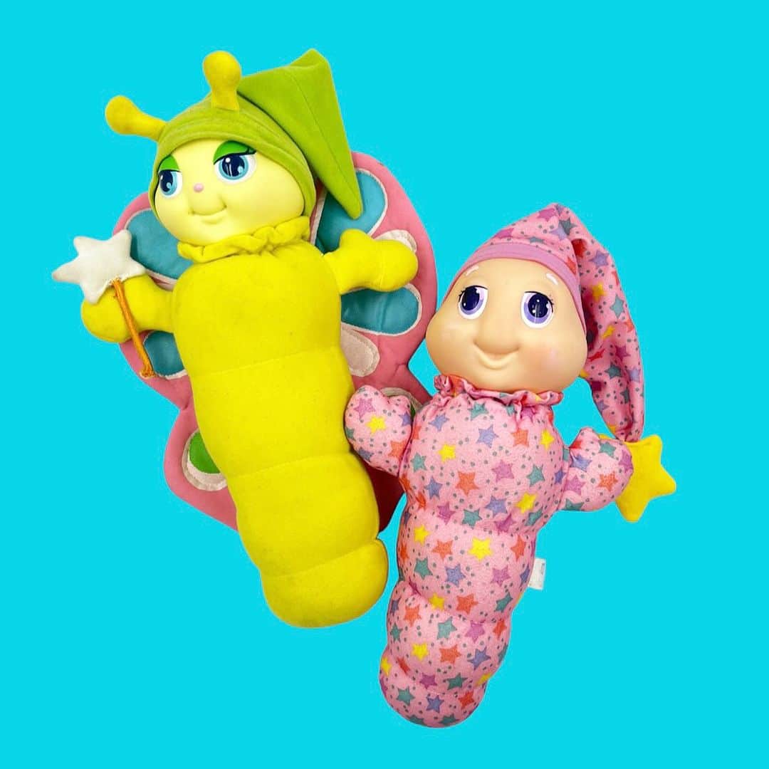 おもちゃやSPIRALのインスタグラム：「80's Glo Worm入荷しました🐛🦋  ライトアップします💡✨」