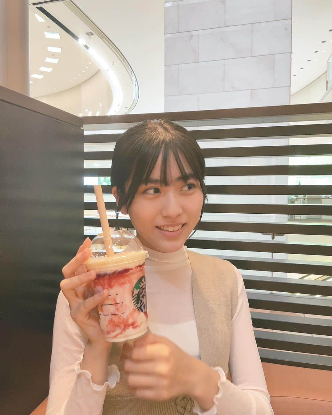 冨波心のインスタグラム：「・  写真も~❤️  ・  #冨波心 #スターダストプロモーション #高校生 #高校1年生 #女子高校生 #jk #jk1 #fjk #07 #16 #16yrs #kokoro #kokorotoba #japan #japanesegirl」