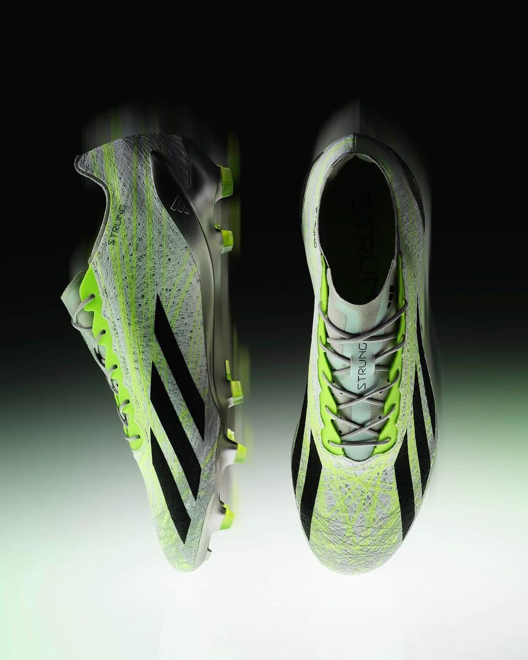 adidas Footballのインスタグラム：「innovation meets the finest touch at top speed—originally born from running, now redefined for football.  this is the X Crazyfast+ STRUNG   available now via 🔗」