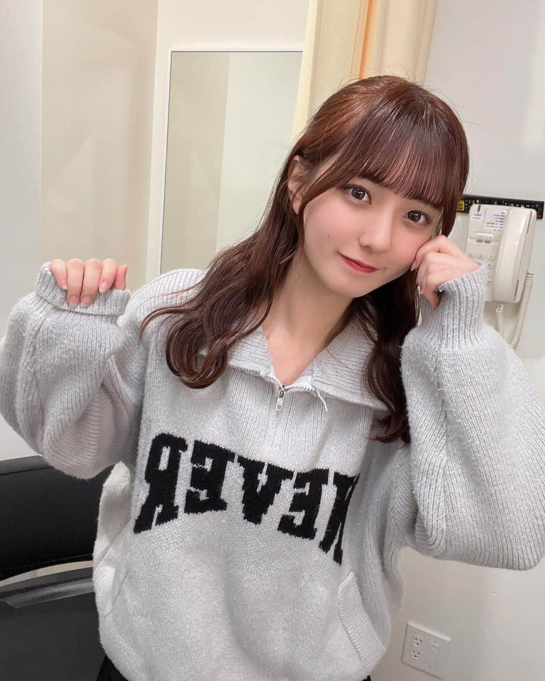 梅原麻緒さんのインスタグラム写真 - (梅原麻緒Instagram)「この服お気に入りなのー！久しぶりに着れて嬉しい☺️🤍」11月10日 23時16分 - teratera_mao