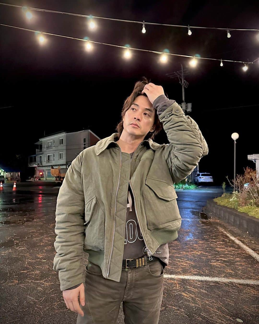 キム・ジフンさんのインスタグラム写真 - (キム・ジフンInstagram)「_  춥네」11月10日 23時18分 - jiraishin99