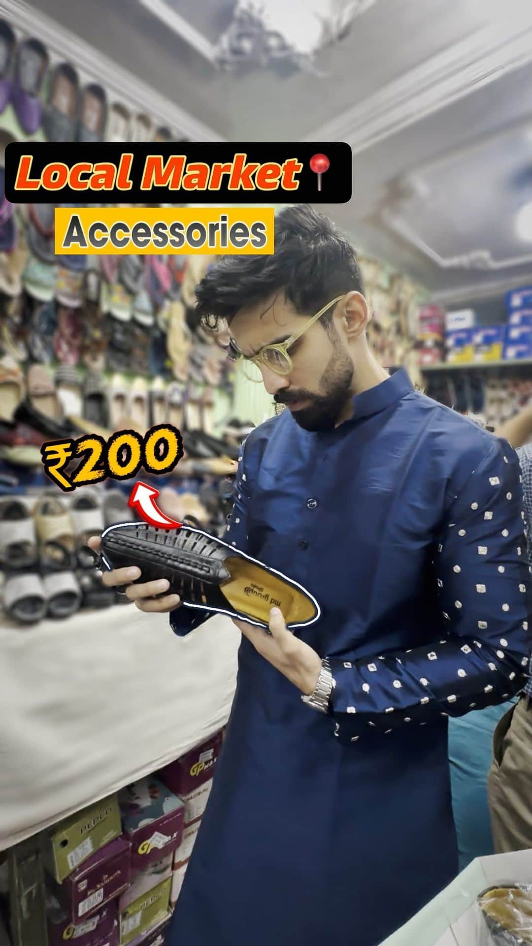 Karron S Dhinggraのインスタグラム：「Local Market📍: Accessories *Diwali*  Save & Share this video so that you can look Pataka in budget🧨  . . #TheFormalEdit #Diwali」