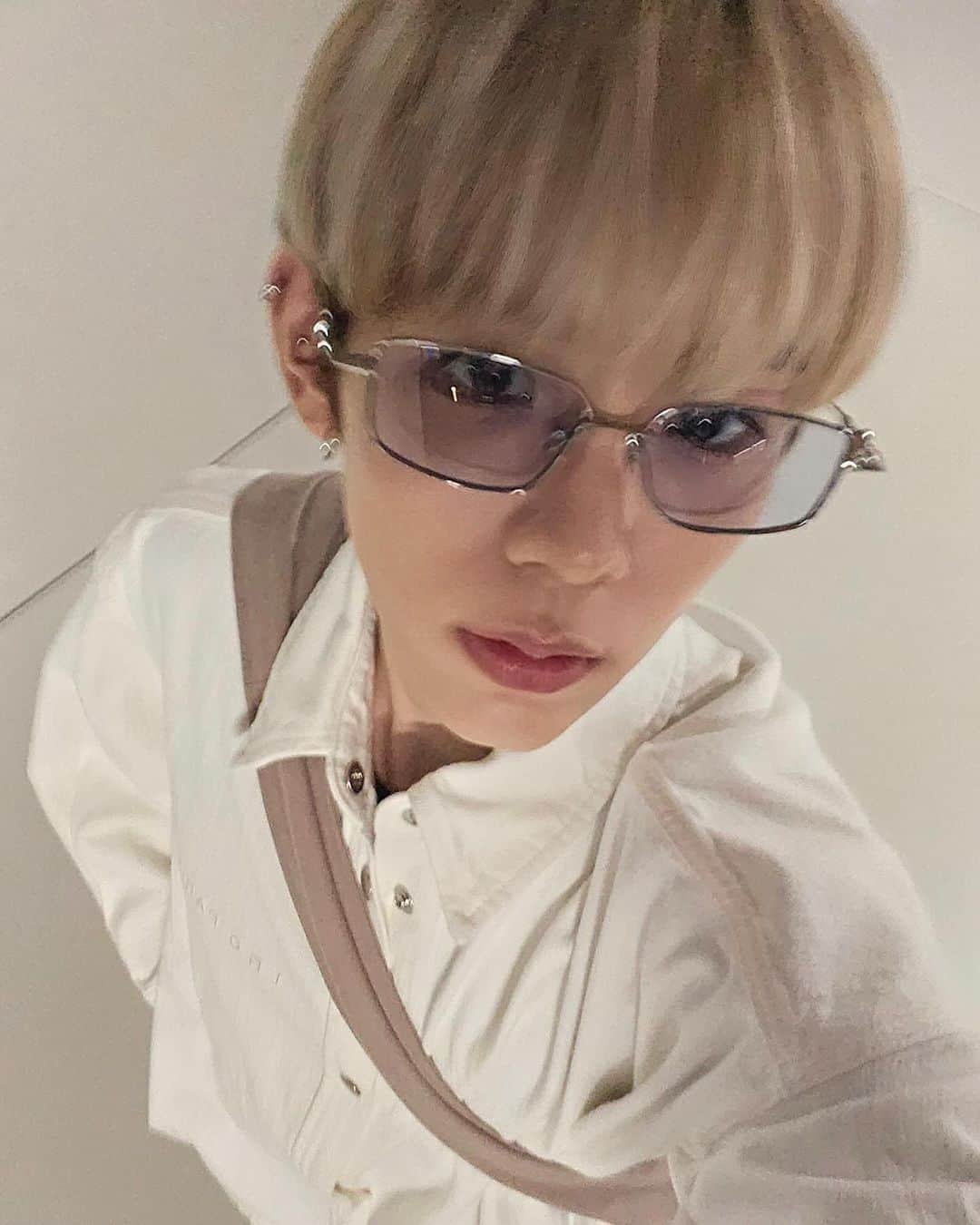 のインスタグラム：「グラサン🕶️   #RIIZE #라이즈  #SHOTARO #쇼타로  #RISEandREALIZE」
