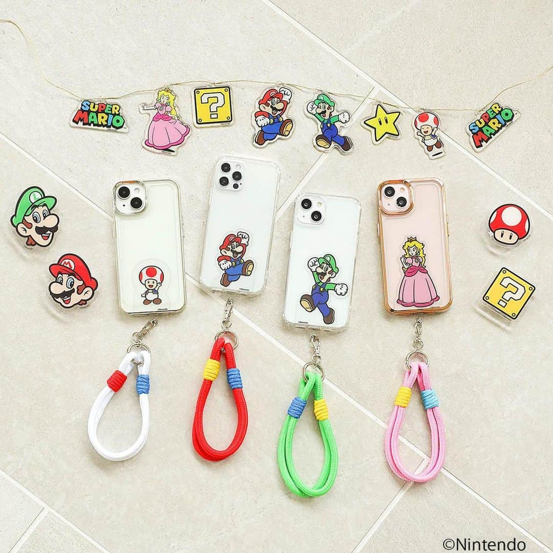 Me%のインスタグラム：「⁡ プレミアム・アウトレットとスーパーマリオのコラボレーション企画「PREMIUM OUTLETS®️ × SUPER MARIO GET THE ITEM！キャンペーン」が本日スタート‼️ ⁡ アウトレット店舗のみの限定販売アイテム！ シート付きのハンドルストラップやスタンドリング、 チャームにもなるオーナメントやエコバッグなど Me%ならではのアイテムをご用意しております！  この機会に是非お立ち寄りください✨ ⁡ 【詳細】 ＜PREMIUM OUTLETS®️ × SUPER MARIO GET THE ITEM！キャンペーン＞ 開催施設：全国6か所のプレミアム・アウトレット内にあるLOWRYS FARM店舗 【御殿場、佐野、酒々井、神戸三田、土岐、鳥栖】 開催期間：2023年11月10日（金）～2024年1月21日（日） ＿＿＿＿＿＿＿＿＿＿＿＿＿＿＿ ⁡ #LOWRYSFARM#mepercent#me_percent#ローリーズファーム#ミィパーセント#アウトレット#スーパーマリオ#マリオ#ルイージ#ピーチ#キノピオ#マリオコラボ#モバイルグッズ#スマホグッズ#ハンドルストラップ#ハンドストラップ#エコバッグ#オーナメント#スタンドリング」