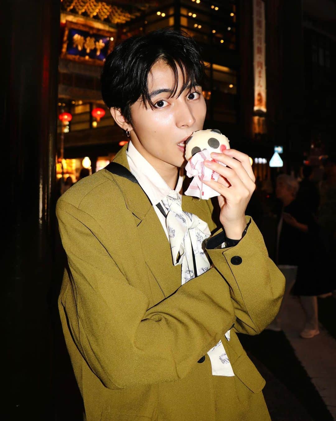 高橋龍之介のインスタグラム：「🇯🇵🇨🇳🐼」