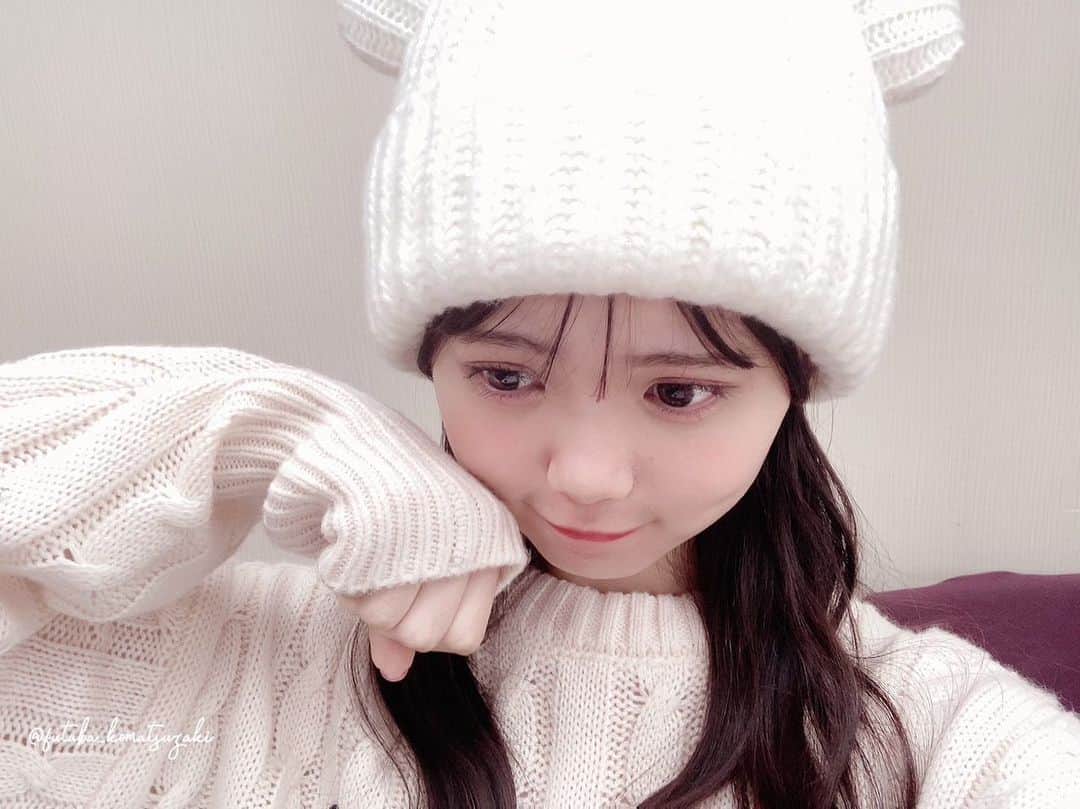 のインスタグラム：「🌱🎀  ニコラ12月号　ニット帽・バケハ・だてめがおしゃれにキマる！顔まわりのおすすめ盛り方診断のオフショット📷 自分の顔の形にぴったりのものを知る事ができるよ🐻♡ 誌面でチェックしてね~💭  #ニコラ12月号発売中#ニコラ#nicola#ニコモ#小松崎ふたば#🌱🎀」