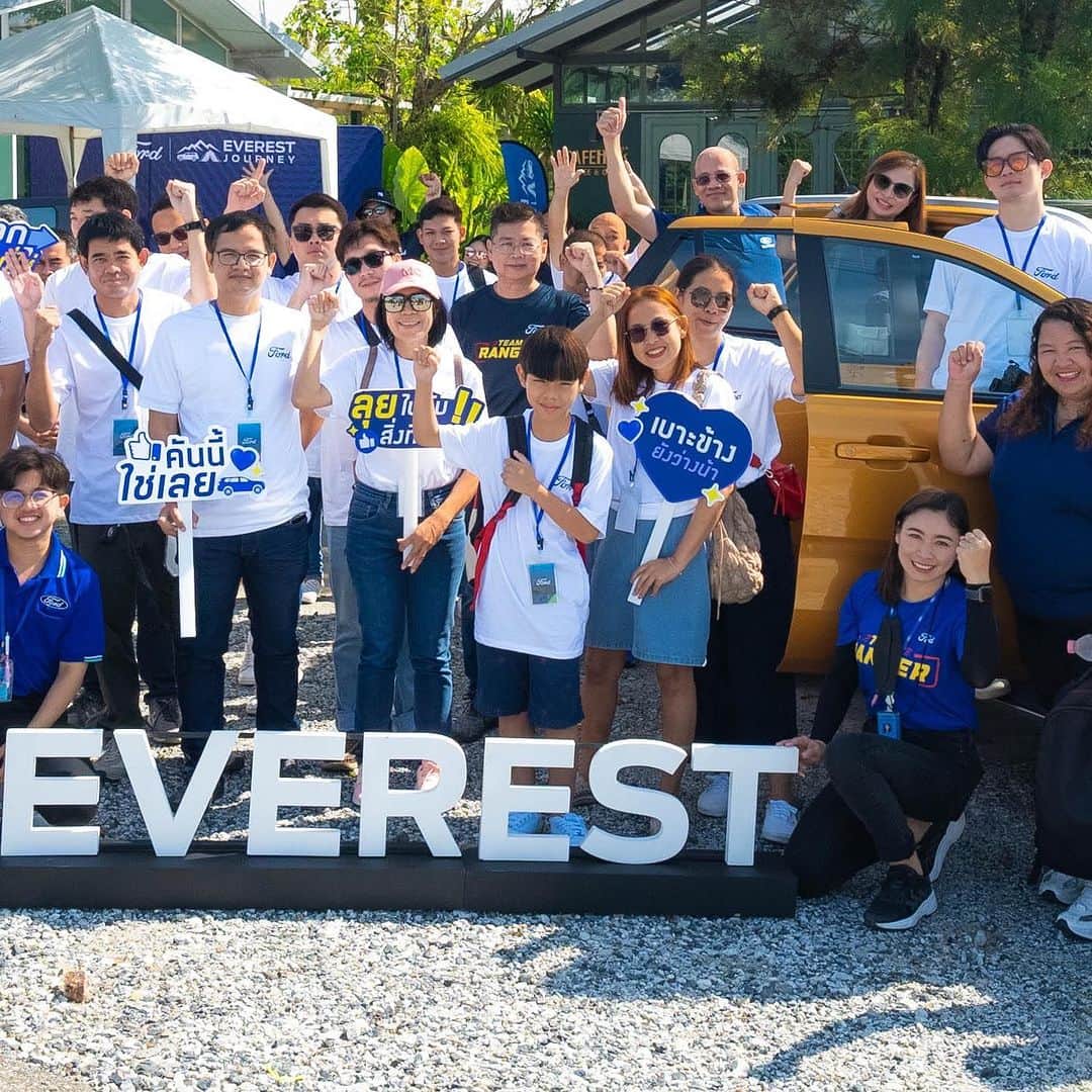 Ford Thailandのインスタグラム：「ประมวลภาพกิจกรรมสนุกๆ 📸 จากผู้เข้าร่วมกิจกรรม Everest Journey ที่จังหวัดระยอง ขอขอบคุณที่เข้าร่วมกิจกรรมกับฟอร์ด 💙 . #EVERESTJOURNEY  #เลือกสิ่งที่ใช่ลุยไปกับสิ่งที่ชอบ  #FordEverest #คันนี้ใช่เลย」
