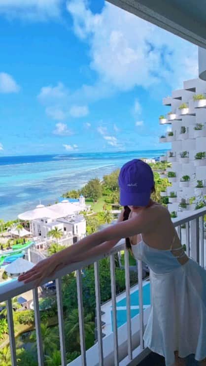 우~~사기다のインスタグラム：「morning 💙   (아침에 깜박하고 늦잠 자버렸자나)」