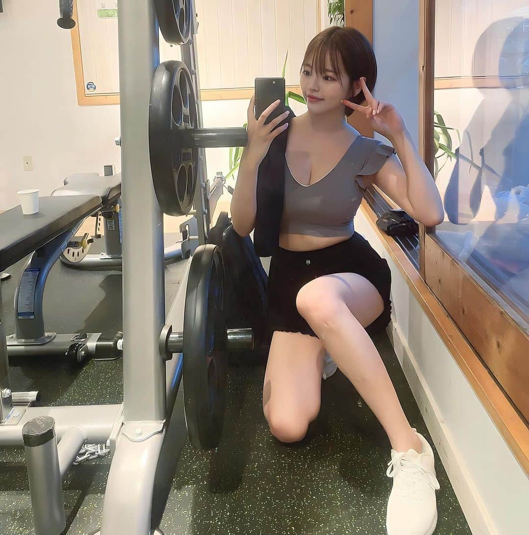 小森ほたるさんのインスタグラム写真 - (小森ほたるInstagram)「【告知】 「快汗！セクシーRunトレ3🏃‍♀️💨」 （ダンスチャンネル） ※全6話のうち＃3に出演します📺 初回放送は 11月10日(金)23時〜24時です！ 久しぶりに汗だくになりながら頑張って走りました🏃‍♀️🔥💨ぜひみてね👀♡ 視聴方法はこちら↓ dance-ch.jp/vm/」11月10日 19時25分 - hotaru_komori