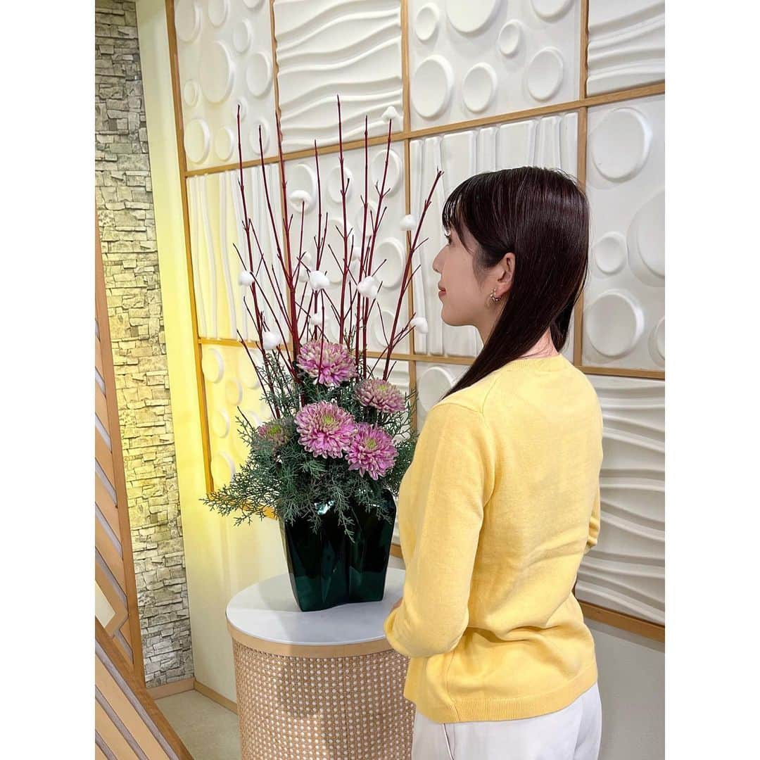 小林美沙希さんのインスタグラム写真 - (小林美沙希Instagram)「． 金曜日の衣装は イエローの アンサンブル風ニット💛 ． #沖縄#Okinawa #沖縄テレビ#ニュース #アナウンサー #小林美沙希 #アナウンサーコーデ #アナウンサー衣装#衣装 #ファッション#fashion #衣装協力」11月10日 19時34分 - otv_kobamisa