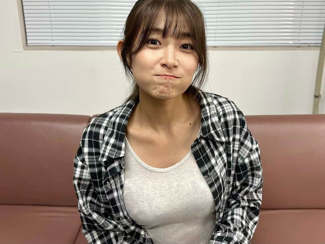 益田恵梨菜のインスタグラム：「. いつも以上にラフ益田✌︎ . #皆さん良い週末を」