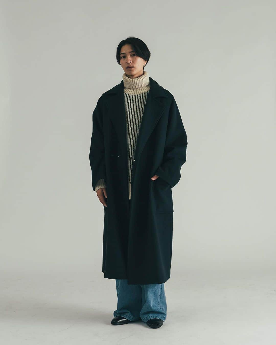 Lui's Lui's official instagramさんのインスタグラム写真 - (Lui's Lui's official instagramInstagram)「@luis_official___ / AW styling  recommend item / outer ⬜︎ High quality classic chester coat / ¥42,900 ⬜︎ High quality melton overcoat / ¥42,900  #チェスターコート #オーバーコート #メンズコーデ #メンズアウター #アウターコーデ #タートルネック #タートルネックニット #タートルニット」11月10日 19時42分 - luis_official___