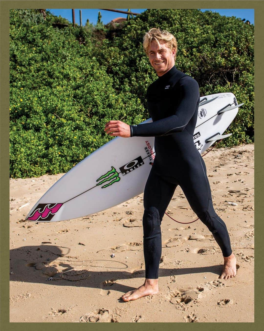 ビラボンさんのインスタグラム写真 - (ビラボンInstagram)「Make the best wetsuits. Be good  to the ocean.♻️🦅　 海に優しい、最高のウェットスーツを作ろう！私達が作る最も持続可能な、ウェットスーツ。それは、妥協しないパフォーマンスを徹底追求しています。  #BillabongWetsuits」11月10日 19時59分 - billabong_japan