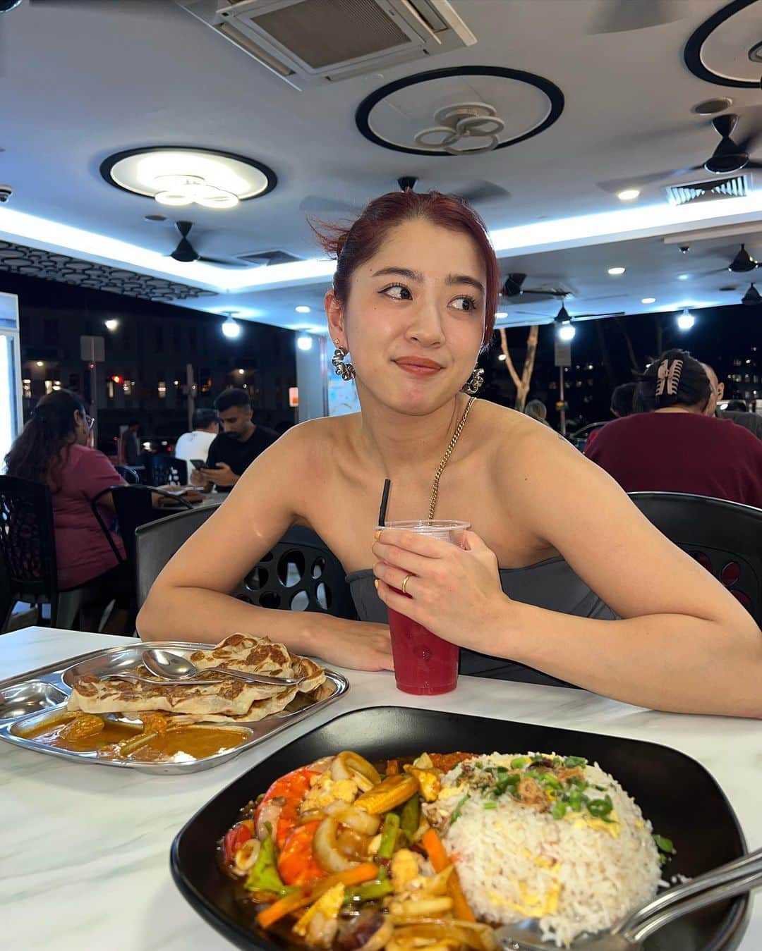 武部柚那さんのインスタグラム写真 - (武部柚那Instagram)「Hi! I'm in 🇸🇬❤️ ご飯もうまうまぁ。初シンガポール堪能🥹🩷」11月10日 20時00分 - yuzuna839__