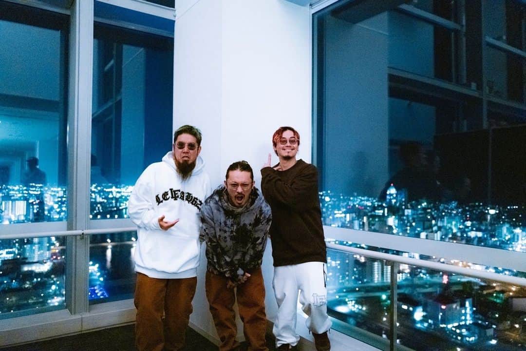 WANIMAのインスタグラム：「Catch Up TOUR -1Time 1Chance-   新潟編   Photo by Jon…   #WANIMA #キャッチアップツアー」