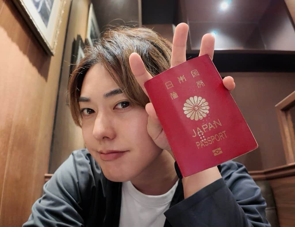 ないとーのインスタグラム：「俺の心へ上陸するのに  パスポートはいらない。  永住権を差し上げます。  #ないとーモテ語録」