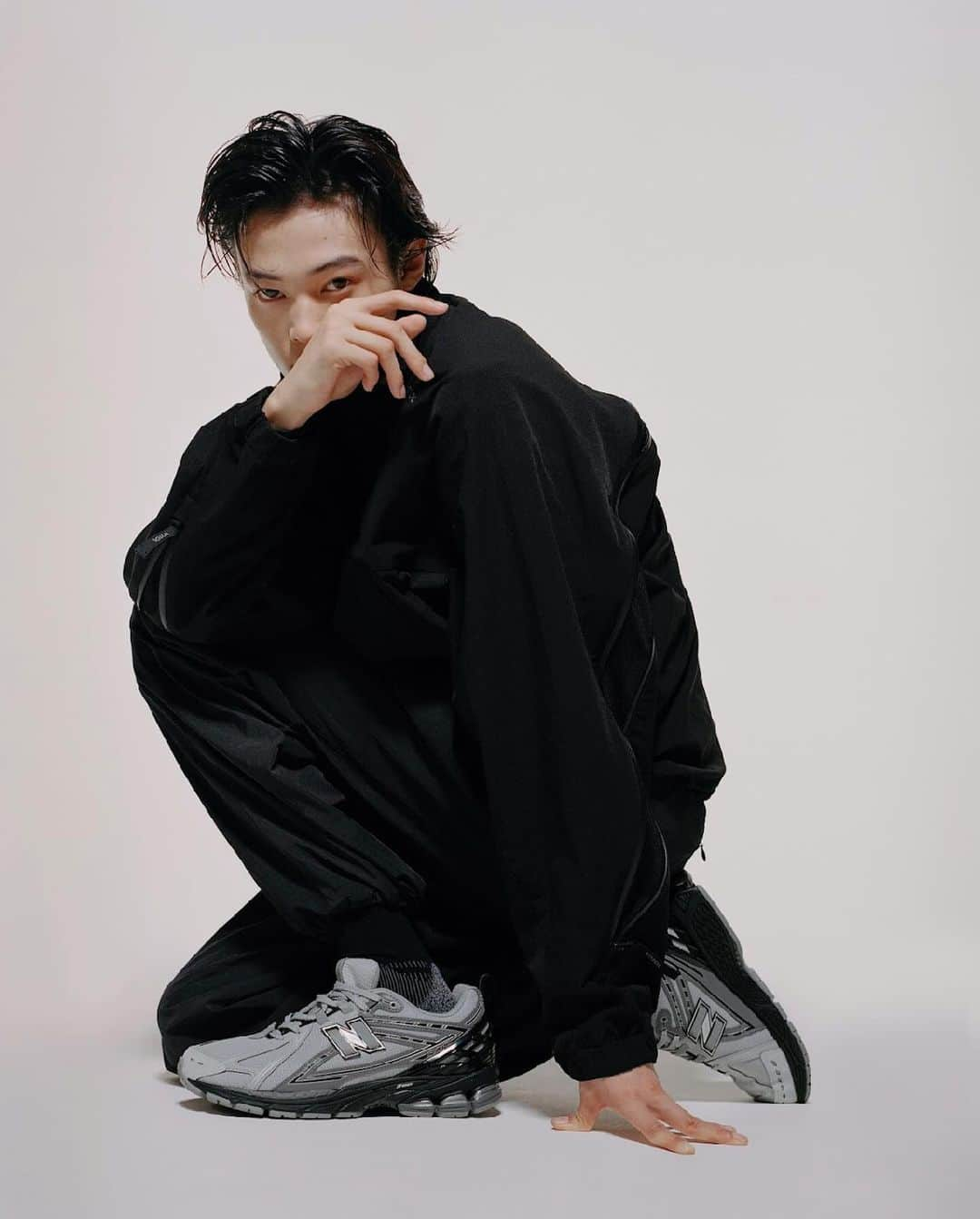 窪塚愛流さんのインスタグラム写真 - (窪塚愛流Instagram)「New Balance M1906RHA 11.17 fri Release 2000年代のランニングシューズを象徴する「1906」を再構築した「1906R」から新色が登場。  #nb #newbalance  ##1906r  #m1906rha  #billys #billyset #billystokyo  #ビリーズ  #窪塚愛流  #airukubozuka」11月10日 20時27分 - airu_kubozuka