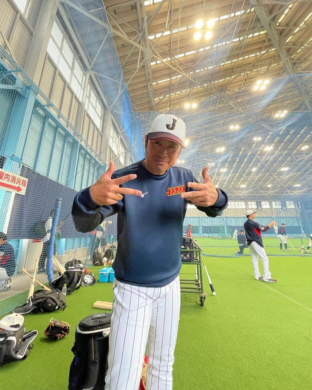 矢野謙次さんのインスタグラム写真 - (矢野謙次Instagram)「再会😍  我らが誇る亀井コーチにご指導頂いて更なる成長を👍  GIANTSもまだまだ成長💨💨」11月10日 20時20分 - kenji9411
