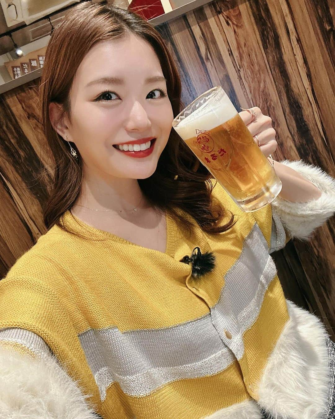 蜂谷晏海さんのインスタグラム写真 - (蜂谷晏海Instagram)「本日のはっちーちゃんねる みてね〜🍺♡ 月島名物もんじゃだるまさんに行ってきたよ🐙🫶 アツアツはふはふは、ビールによく合う🤤 牡蠣🦪バターのバターとろけ具合完璧じゃない？🧈 香りだけでもイケるね🍺 #月島#もんじゃ#ビール#居酒屋」11月10日 20時45分 - hachiyaami