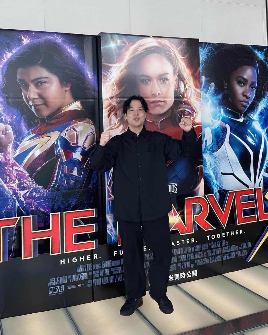 渋谷ジャパンさんのインスタグラム写真 - (渋谷ジャパンInstagram)「夫婦で大好きなマーベル作品の新作『マーベルズ』の試写を観させて頂きました！！ 息が止まるアクションシーン凄かった！  たくさん猫も登場するので、いつか我が家のスーパーヒーロー(5匹の猫たち)にも見せてあげたい🐈  あと一人で撮った写真なんかめちゃくちゃ弱そう😂  #PR #マーベルズ #アベンジャーズ最強ヒーローの新たな強さ目撃」11月10日 20時38分 - shibuya_japan