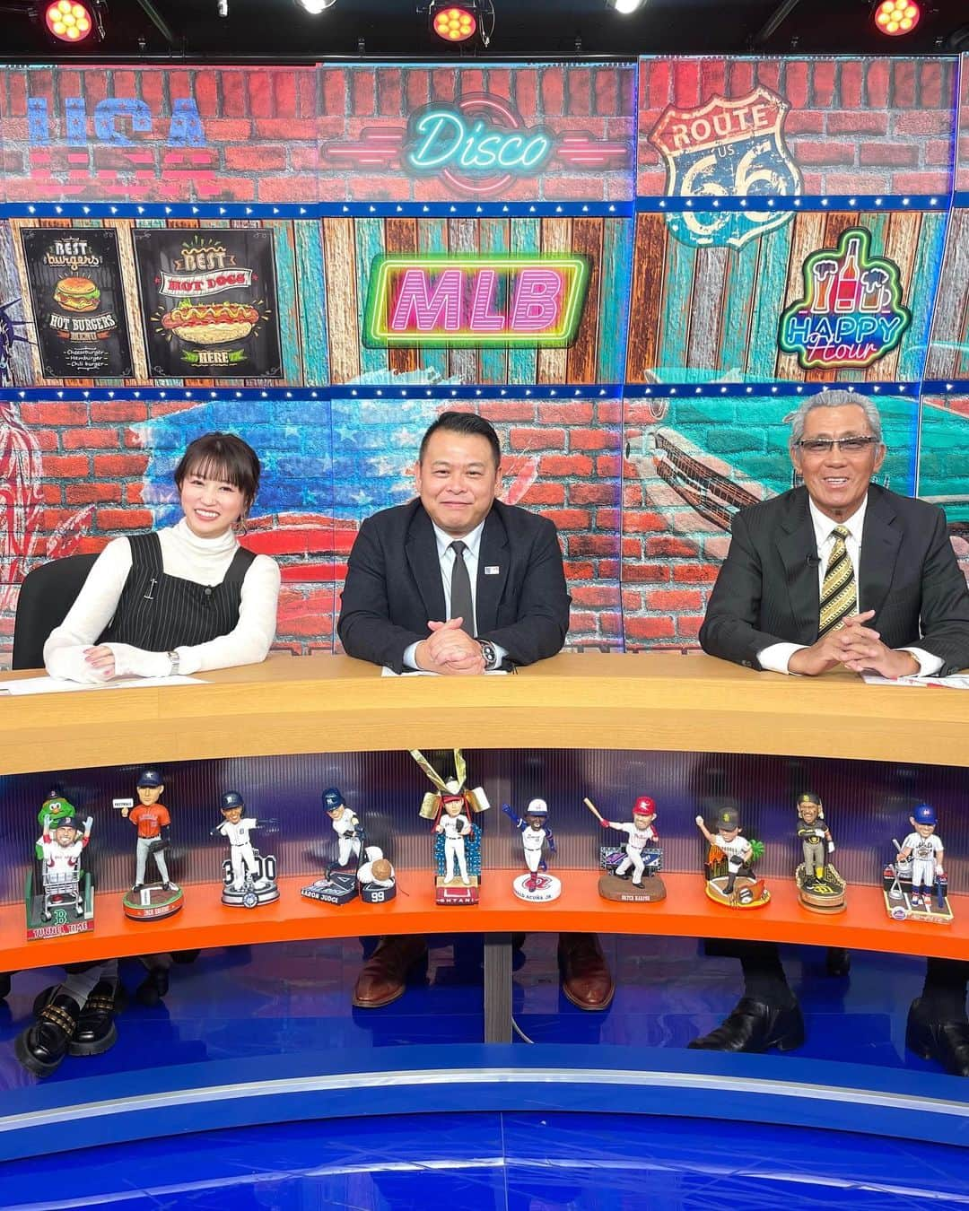 津田麻莉奈のインスタグラム：「＼＼✨⚾️MLBイッキ見！⚾️ ✨／／  今夜22:00-22:45 J SPORTS(@jsports_yakyu ) 「MLBイッキ見！」 今シーズン最後の放送、ぜひご覧ください！  ゲストは#森繁和さん ✨ コメンテーターは#AKI猪瀬さん ✨ MC津田麻莉奈です！  衣装 @c_fsf  @brahmin_fsf  @facesansfard   #MLB  #JSPORTS #野球好き #メジャーリーグ #MLBイッキ見 #majorleaguebaseball #baseball  #まりなる #津田麻莉奈」