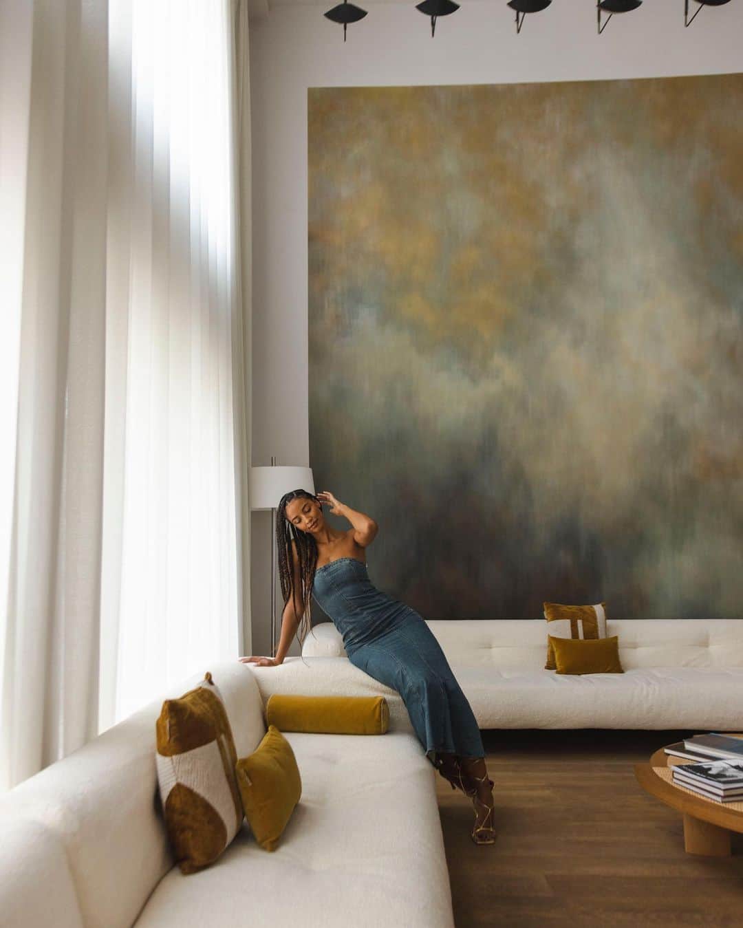 のインスタグラム：「Your energy is contagious 🌒   [invitation]」