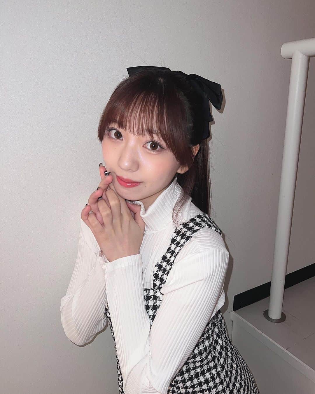 坂本りののインスタグラム：「ポニーテールにリボン👱🏻‍♀️🎀!」