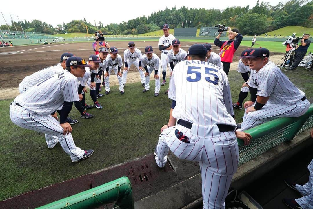 侍ジャパンさんのインスタグラム写真 - (侍ジャパンInstagram)「「カーネクスト アジアプロ野球チャンピオンシップ2023」に向けた侍ジャパン宮崎秋季キャンプ2023の4日目は初の実戦となる巨人戦が行われ、0対1で敗戦。試合に敗れるも多くの収穫を得た練習試合となりました。  https://www.japan-baseball.jp/jp/news/press/20231110_1.html  #侍ジャパン #侍ジャパン宮崎秋季キャンプ2023 #アジチャン #井端弘和 #藤原恭大 #秋広優人 #赤星優志 #隅田知一郎 #佐藤輝明 #早川隆久 #横山陸人 #岡林勇希」11月10日 21時09分 - samuraijapan_official