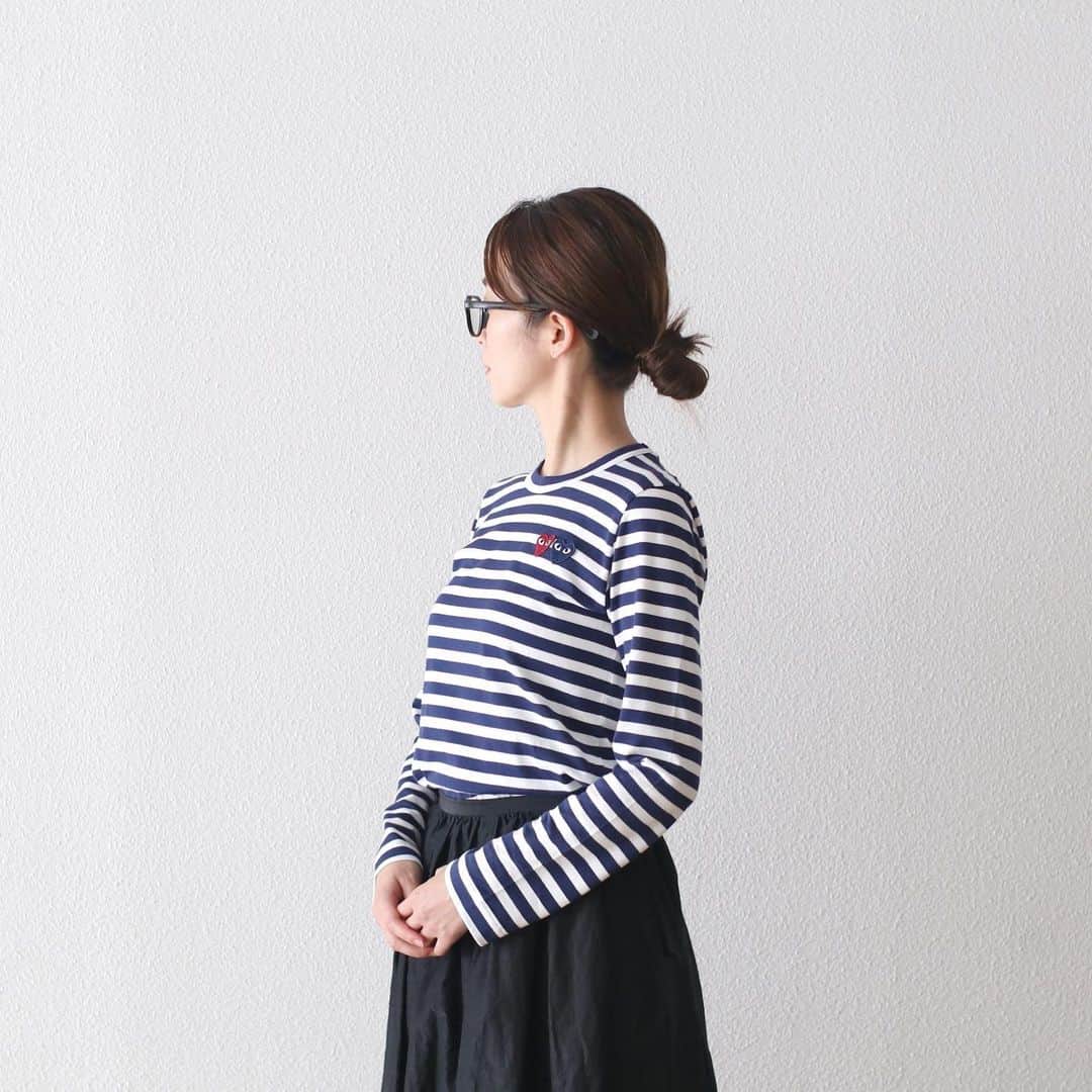 wonder_mountain_irieさんのインスタグラム写真 - (wonder_mountain_irieInstagram)「［#wm_ladies］ PLAY COMME des GARCONS / プレイ コム デ ギャルソン "L/S TEE NAVY BORDER With Double Heart" ￥11,440- _ 〈online store / @digital_mountain〉 https://www.digital-mountain.net _ 【オンラインストア#DigitalMountain へのご注文】 *24時間受付 *14時までのご注文で即日発送 tel：084-973-8204 _ We can send your order overseas. Ordering procedure details can be found here. >>http://www.digital-mountain.net/html/page56.html _ #PLAYCOMMEdesGARCONS  #COMMEdesGARCONS #プレイコムデギャルソン #コムデギャルソン _ 実店舗：@wonder_mountain_ #WonderMountain  〒720-0043  広島県福山市船町2-23 JR 「#福山駅」より徒歩10分 #ワンダーマウンテン #japan #hiroshima #福山 #福山市 #尾道 #倉敷 #鞆の浦 近く _ WOMEN/GOODS： @hacbywondermountain _」11月10日 21時14分 - wonder_mountain_