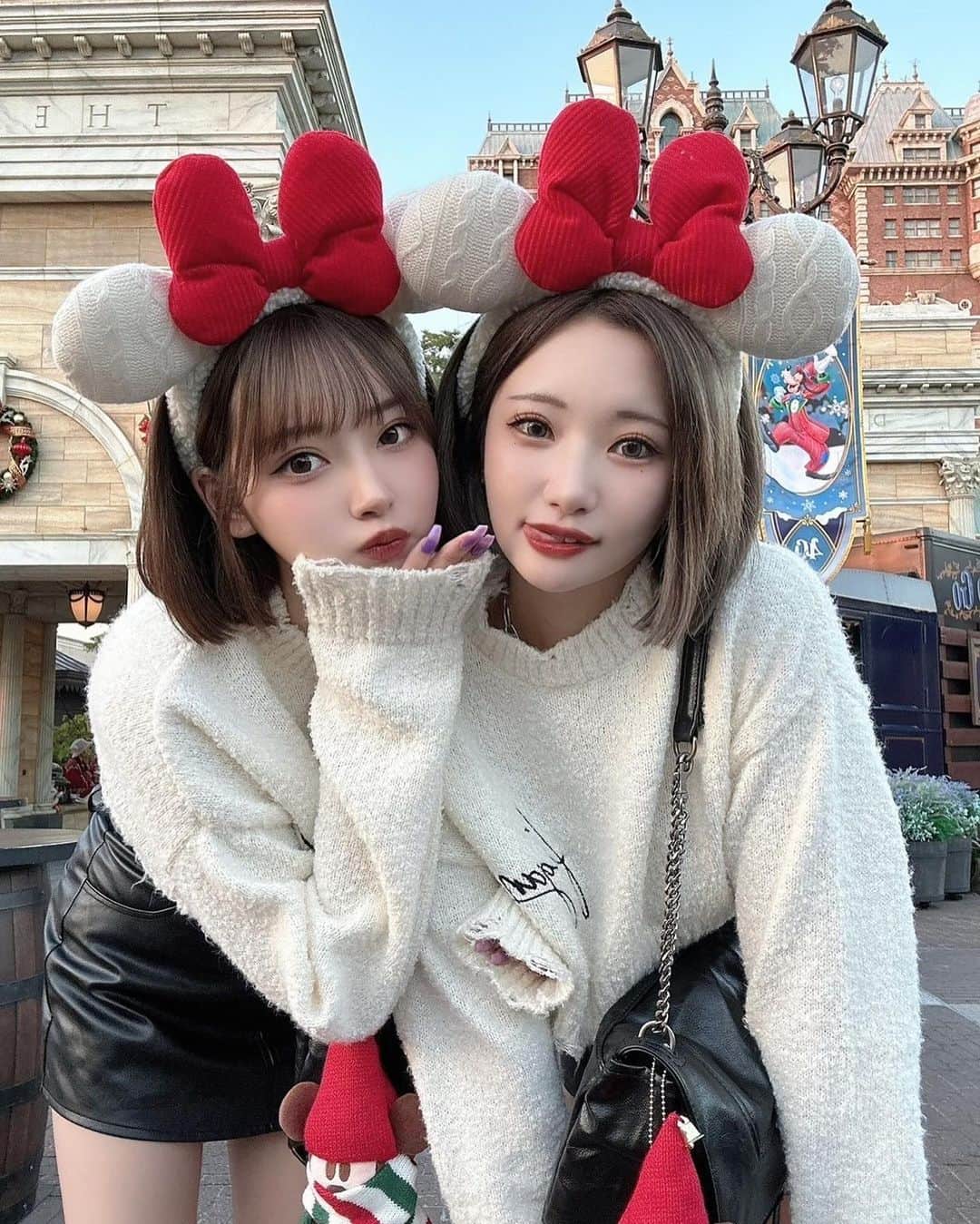 PyunA.(ぴょな)さんのインスタグラム写真 - (PyunA.(ぴょな)Instagram)「本当に毎日のようにあやのと一緒にいるのに2人でディズニー行ったのは初めてだった🤣❤️90分の待ち時間が30分くらいに感じるくらいで本当に楽しすぎた🥺らぶだよ」11月10日 21時15分 - _000919_