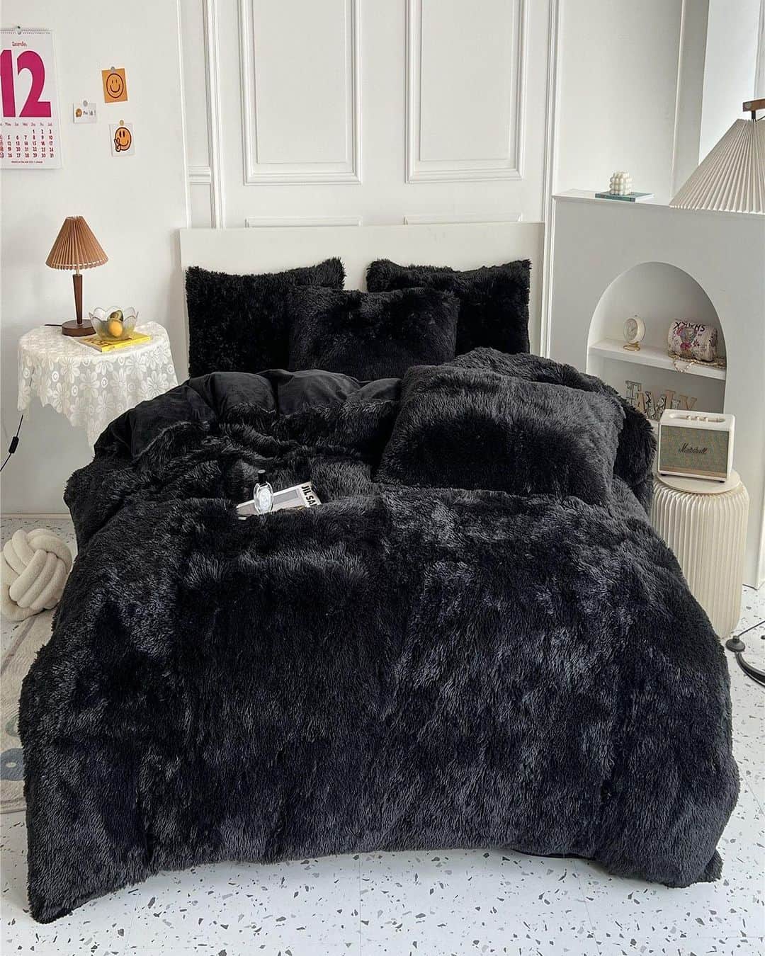 SHEINさんのインスタグラム写真 - (SHEINInstagram)「Bundle up to beat the BRRRR with our perfectly plush bedding 🥶🛌😴 ✨Which SHEIN HOME set would take nap time to the next level? 👇  🔎 21953338 16257225 14018274  #SHEIN #SHEINforAll #SHEINstyle #fashion #chic #saveinstyle」11月10日 21時30分 - sheinofficial
