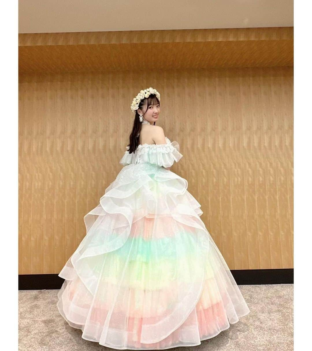 山岸理子さんのインスタグラム写真 - (山岸理子Instagram)「* 💐👗‎🤍 ⁡ 卒業のドレス可愛かったなぁ💭 ⁡ #山岸理子」11月10日 21時26分 - riko_yamagishi.official