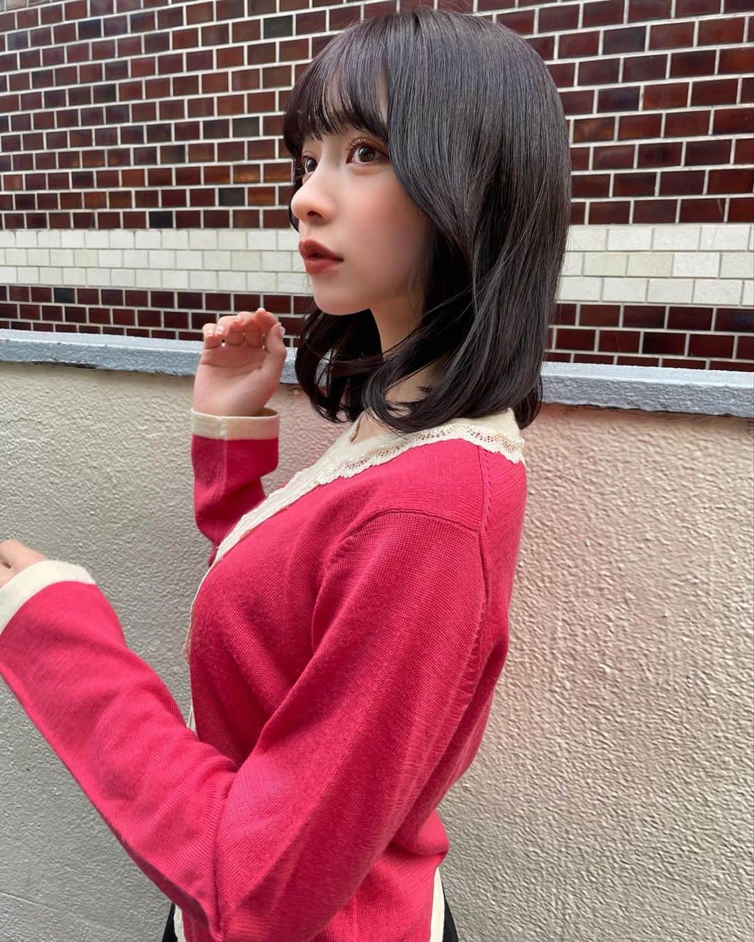 のインスタグラム：「にゅうからー👩🏻🎨🩰 ひさびさに暗い色！！！♥」