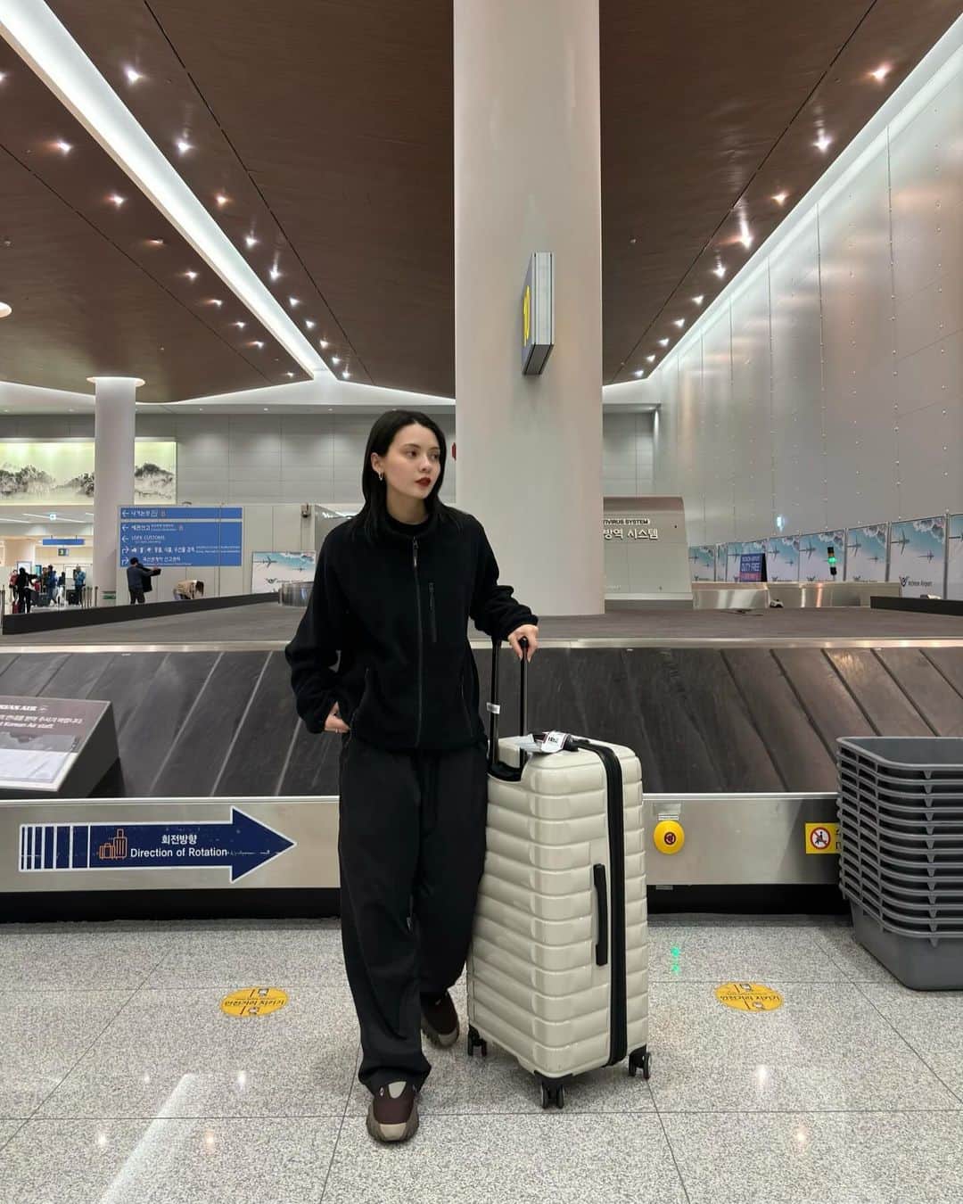 川島レイチェルさんのインスタグラム写真 - (川島レイチェルInstagram)「Back in Seoul~~🇰🇷❤️ With my new suitcase @delseyofficial #delsey」11月10日 21時37分 - _rachel1001