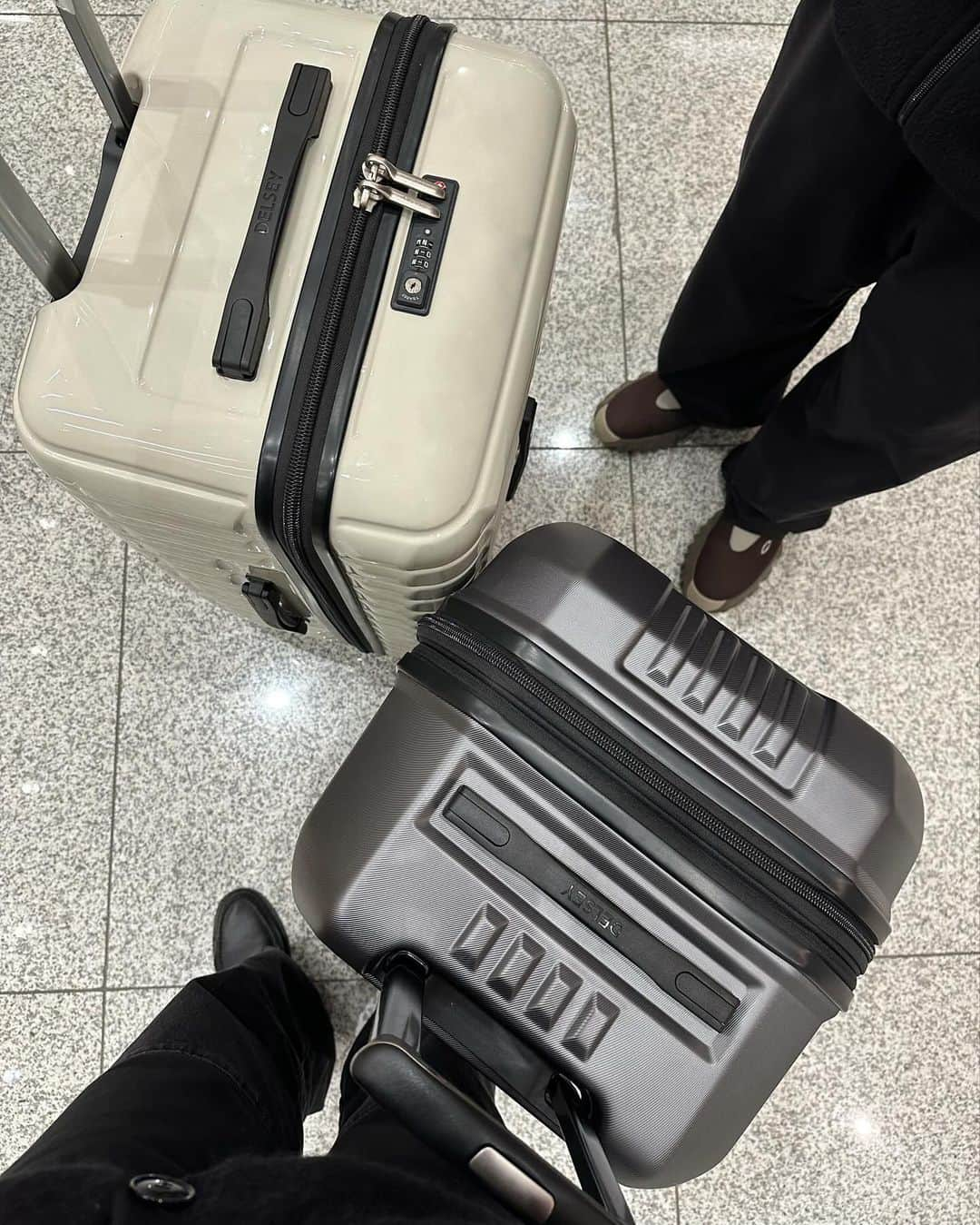 川島レイチェルさんのインスタグラム写真 - (川島レイチェルInstagram)「Back in Seoul~~🇰🇷❤️ With my new suitcase @delseyofficial #delsey」11月10日 21時37分 - _rachel1001