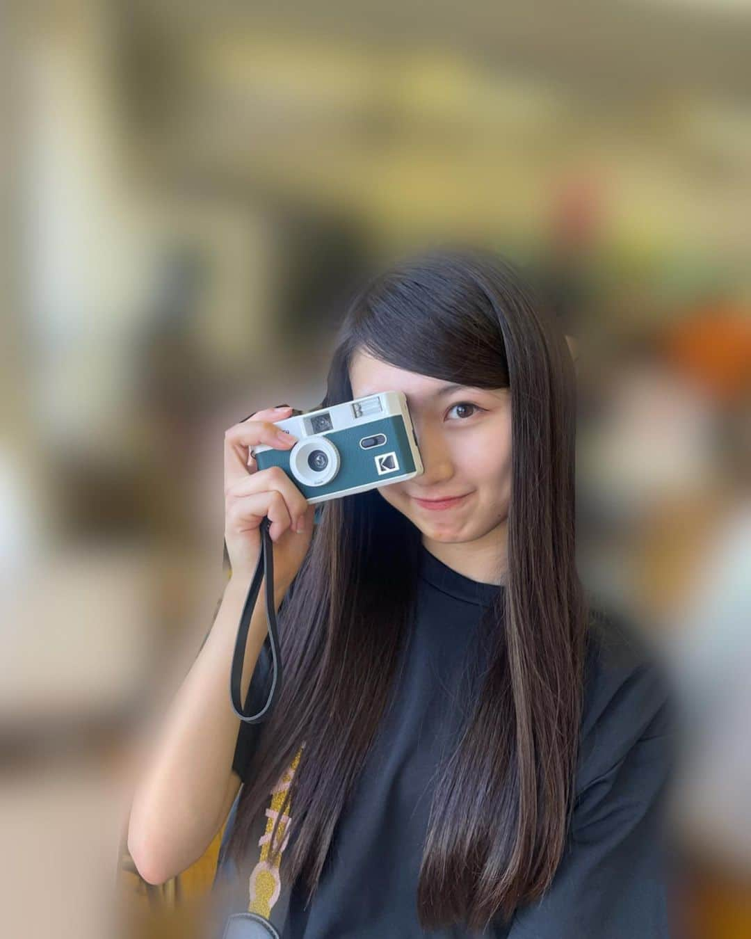 塩月希依音さんのインスタグラム写真 - (塩月希依音Instagram)「はい！チーズ📸  Say cheese　  satu.dua.tiga  #カメラ#カメラ女子 #camera #フォト#photo #写真#picture#film#フィルム#フィルムカメラ #フィルム写真 #思い出#思い出pic #jk#ljk #05#05년생 #05line#fyp」11月10日 21時33分 - keito.shiotsuki