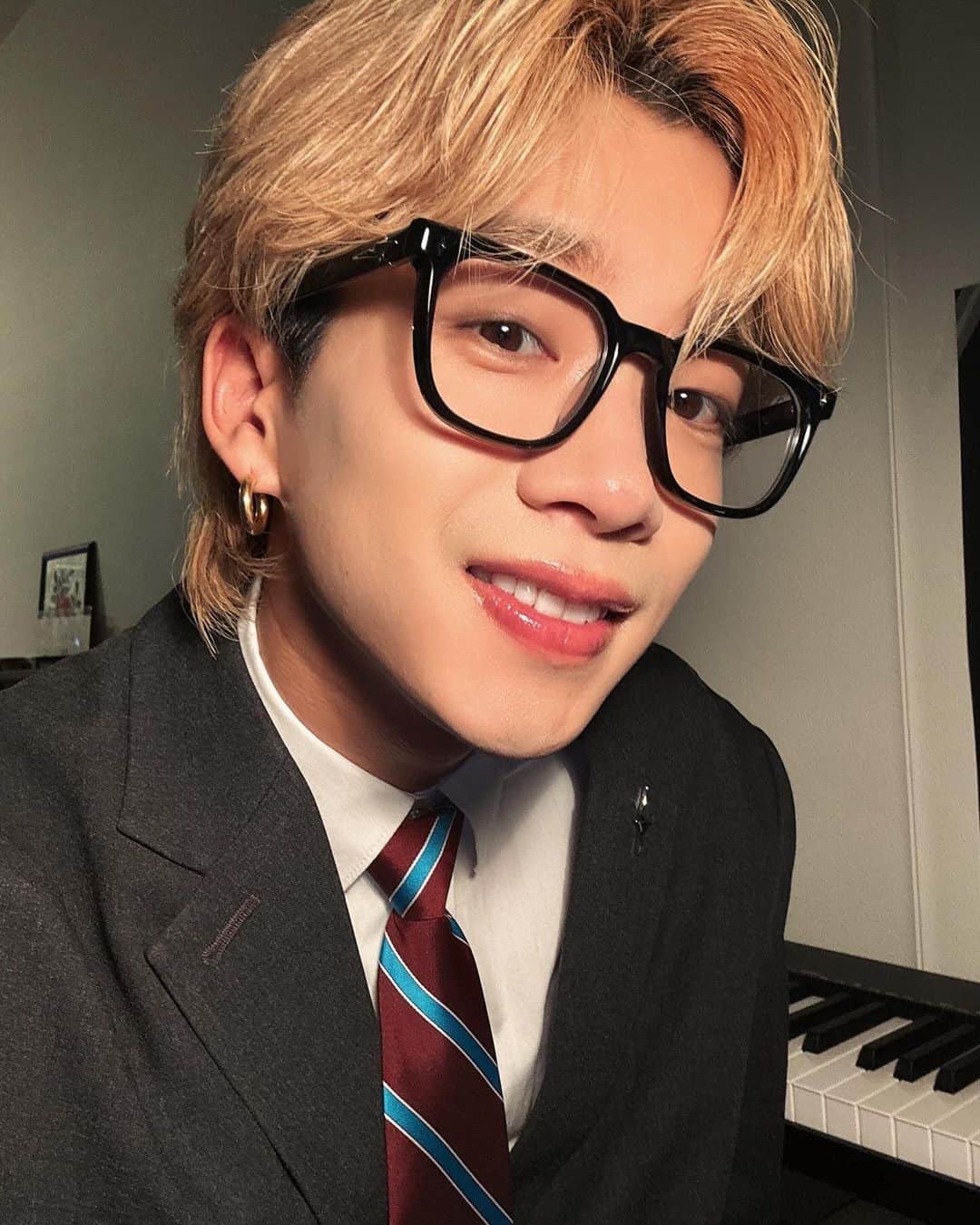 森愁斗さんのインスタグラム写真 - (森愁斗Instagram)「素敵なメガネとお洋服を👓👔 @gentlemonster #PR」11月10 ...