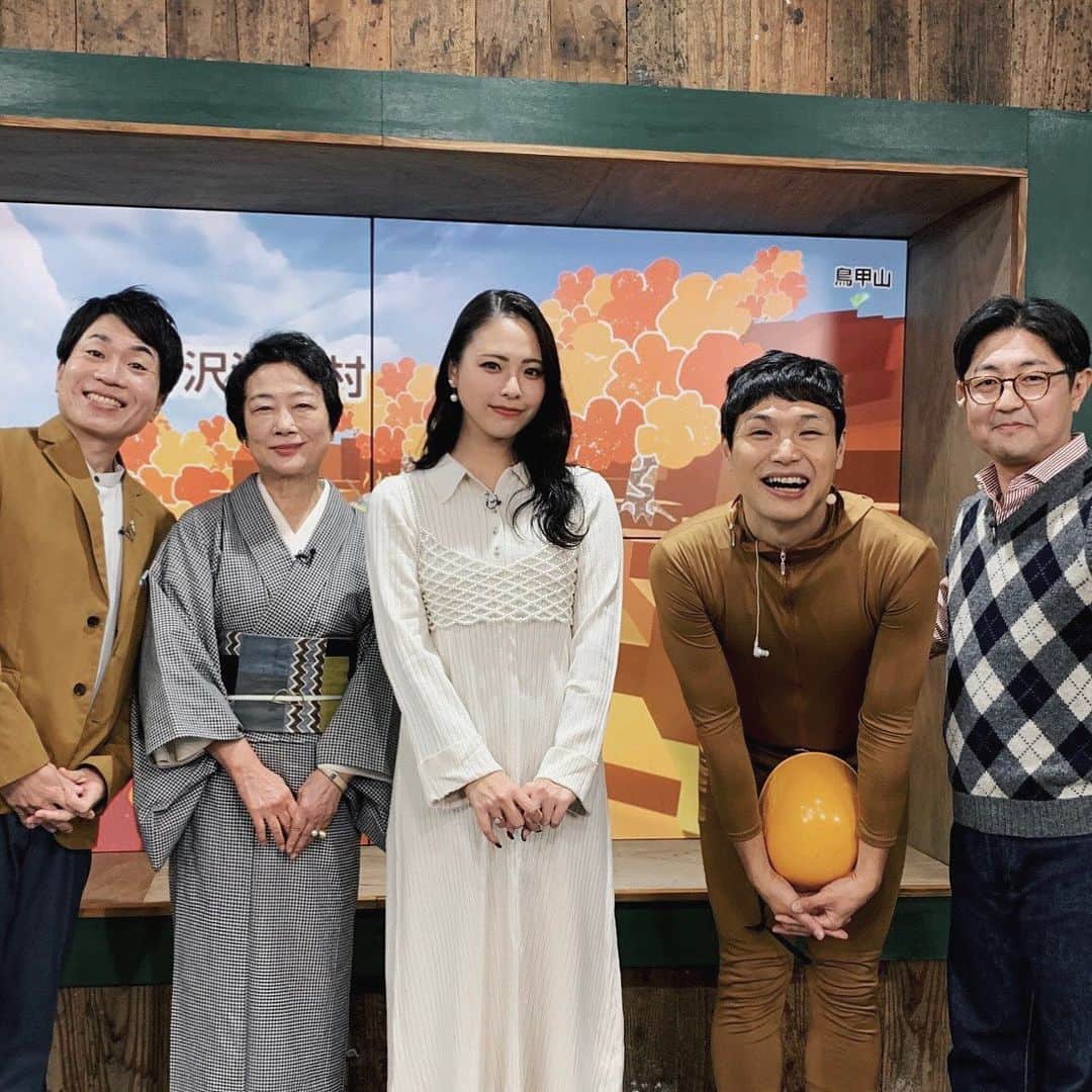 武藤千春のインスタグラム：「昨夜は、前回に続き NHK総合（長野県域） 「もぐしん定期便 秋編」生放送に ゲストとして出演しました〜！  今回も信州に受け継がれる さまざまな食や文化の魅力に 出会うことができました🍵  NHK+で2週間配信されているので 見逃した方はぜひご覧ください〜〜  #もぐしん定期便」