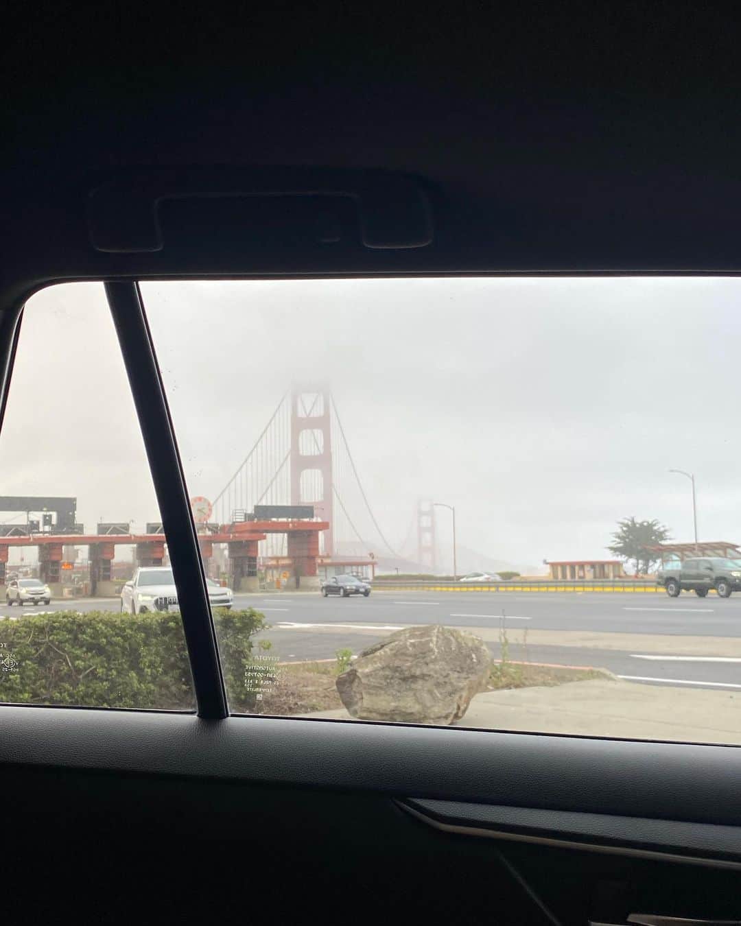 廣瀬なつきさんのインスタグラム写真 - (廣瀬なつきInstagram)「⁡ ⁡ in San Francisco firsttime!! ⁡ サンフランシスコは、がちで治安悪め!!車上荒らしすごいらしい、、なので、キャリー以外の全ての手荷物を持って観光しました🤣　日本がどれだけ安全で平和な国か改めて感じた。 ⁡」11月11日 7時06分 - i_am_na2coooo