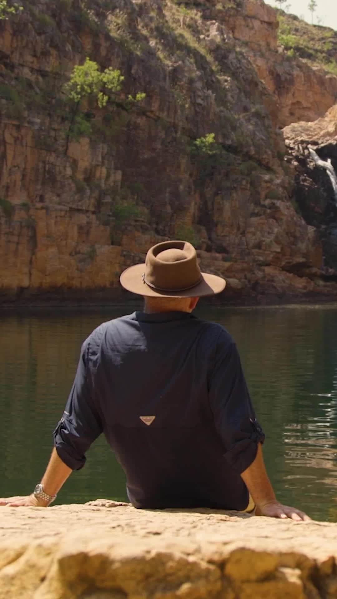 Subaru Australiaのインスタグラム：「Here's a taste of the first four episodes of Subaru's Great Australian Detour featuring the all-new, all-electric Subaru Solterra. Catch up on the latest episodes through the link in our bio.⁣ ⁣ Don't miss the next episode airing today at 12:30pm on Channel 9, where host Andrew Daddo showcases the Solterra's capabilities on some of WA's diverse terrain. 💙」