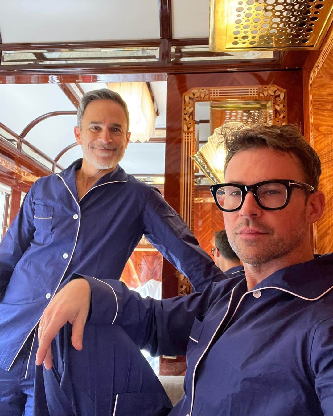 ブラッド・ゴレスキーさんのインスタグラム写真 - (ブラッド・ゴレスキーInstagram)「Trains, planes & boats 🚂✈️🚤 @vsoetrain @belmond  @garyjanetti」11月11日 7時49分 - bradgoreski