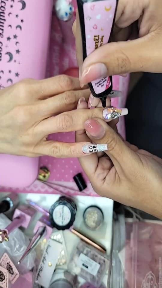 Max Estradaのインスタグラム：「Enailcouture.com pre black Friday sale is live , no promo code needed.  Free shipping on orders over 99 and free international shipping on orders over 200♡ Enailcouture.com new black label 123go nails,  the next level full coverage pre made gel nails,  15 sizes from 00 to 13. Thin cuticle area and thicker tip for the perfect look and pre etched so no extra steps ! Made in the usa #nailsnailsnails #nails #nailsdesign #nailart #nails #nailsart #fyp」