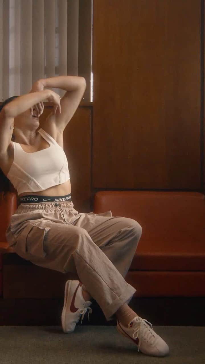 ASOSのインスタグラム：「"I feel safe when I dance... You don't have to perform, it's more of a self-love activity."  @elenabreschi [she/her] follows her own beat in new Nike 🌹 🔎 Search 'Nike' on ASOS」