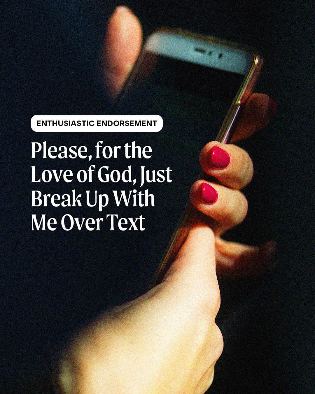Cosmopolitanのインスタグラム：「It’s no secret that breaking up over text ranks somewhere between ghosting and Post-it Note on the breakup method hierarchy. But! Associate sex and relationships editor @kaylakibbe makes a pretty good case for why dumping via text is one of the lesser evils when it comes to letting a former partner know that they’re now single. Read her #EnthusiasticEndorsement at the link in bio.」