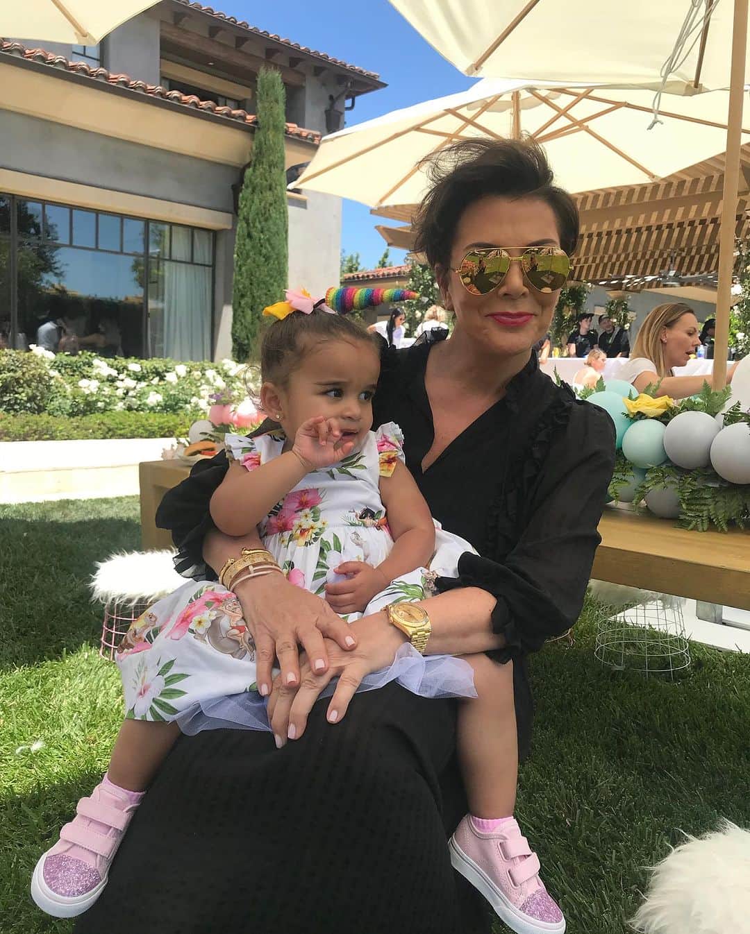 クリス・ジェンナーさんのインスタグラム写真 - (クリス・ジェンナーInstagram)「Happy birthday to my beautiful granddaughter Dream!!!! You are my Dreamgirl and I am so so blessed to be your grandma!!!! You are such a little ball of sunshine that lights up every room and you are so kind, thoughtful, loving, sweet, smart, creative, and such a good dancer!!! I love you so much Dreamy to the moon and back a million times!!! ❤️🙏🏼🥰🥳😍🎂」11月11日 0時34分 - krisjenner