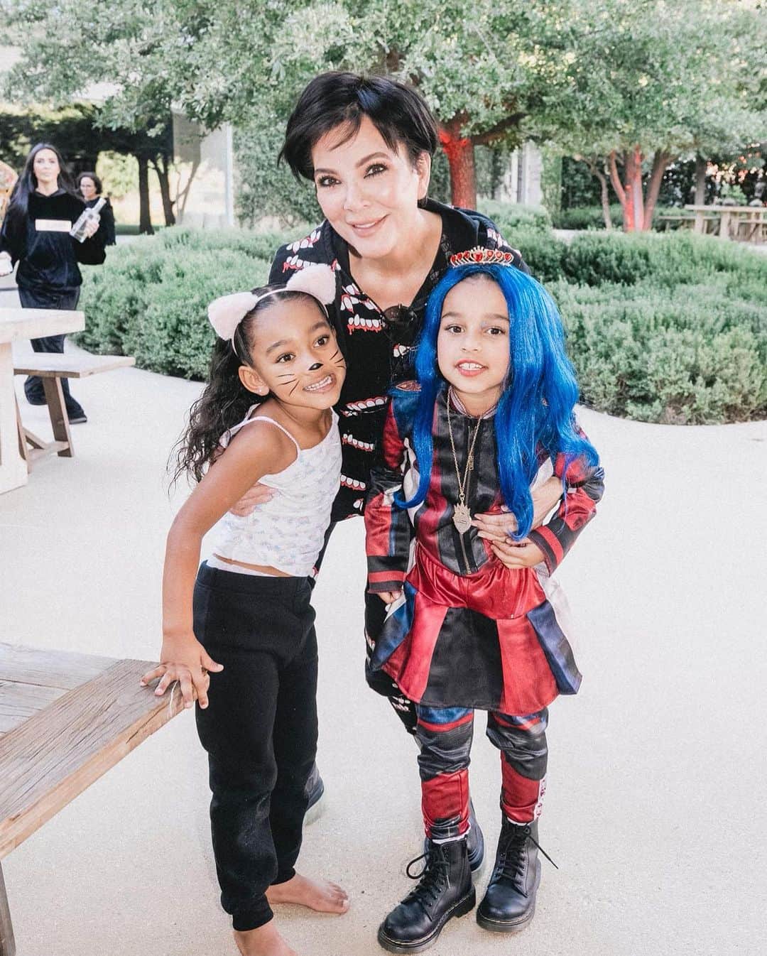 クリス・ジェンナーさんのインスタグラム写真 - (クリス・ジェンナーInstagram)「Happy birthday to my beautiful granddaughter Dream!!!! You are my Dreamgirl and I am so so blessed to be your grandma!!!! You are such a little ball of sunshine that lights up every room and you are so kind, thoughtful, loving, sweet, smart, creative, and such a good dancer!!! I love you so much Dreamy to the moon and back a million times!!! ❤️🙏🏼🥰🥳😍🎂」11月11日 0時34分 - krisjenner