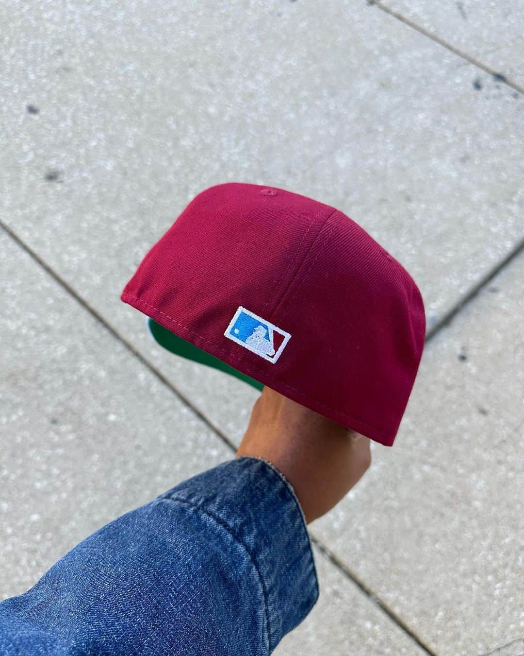 Mr. Tyさんのインスタグラム写真 - (Mr. TyInstagram)「#fotd my @phillies 3.0. Those lovely sky blue and maroon Phillies uniforms are immortalized once again👌🏾. Had to flip it and brig it back for those who missed the 2.0.  Big P star front logo, encrusted 96 ASG patch, green UV, and a black sweatband.  No date or anything set for this, but these will be via @stash1250 and not Mexico City this time.   #capson #fittedcap #fittedfiend #teamfitted #thatfittedmean #stayfitted #59fifty #phillies #floridamarlins #myfitteds #fittednation #neweracap #neweracaptalk #5950 #stayfitted #newera #igfittedcommunity #philadelphiaphillies」11月11日 0時47分 - regularolty